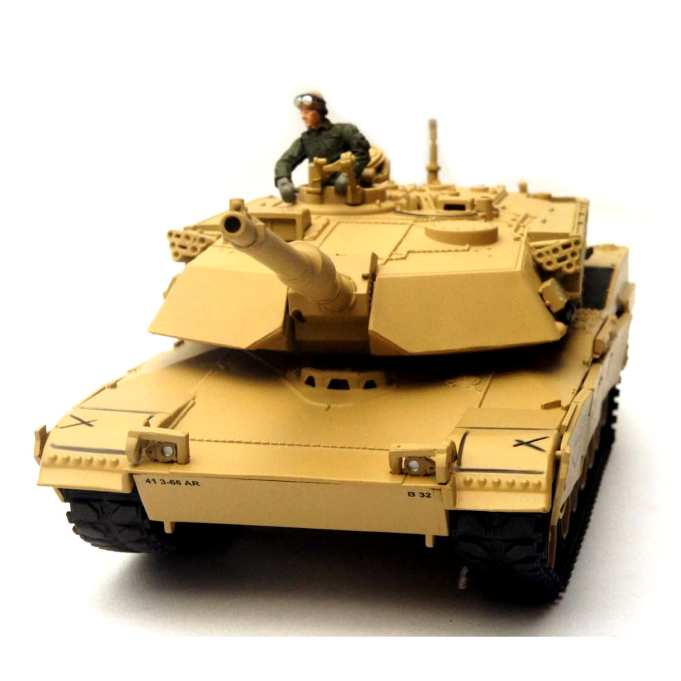 Модель танка М1А1 Абрам 2003 США, 1:32  
